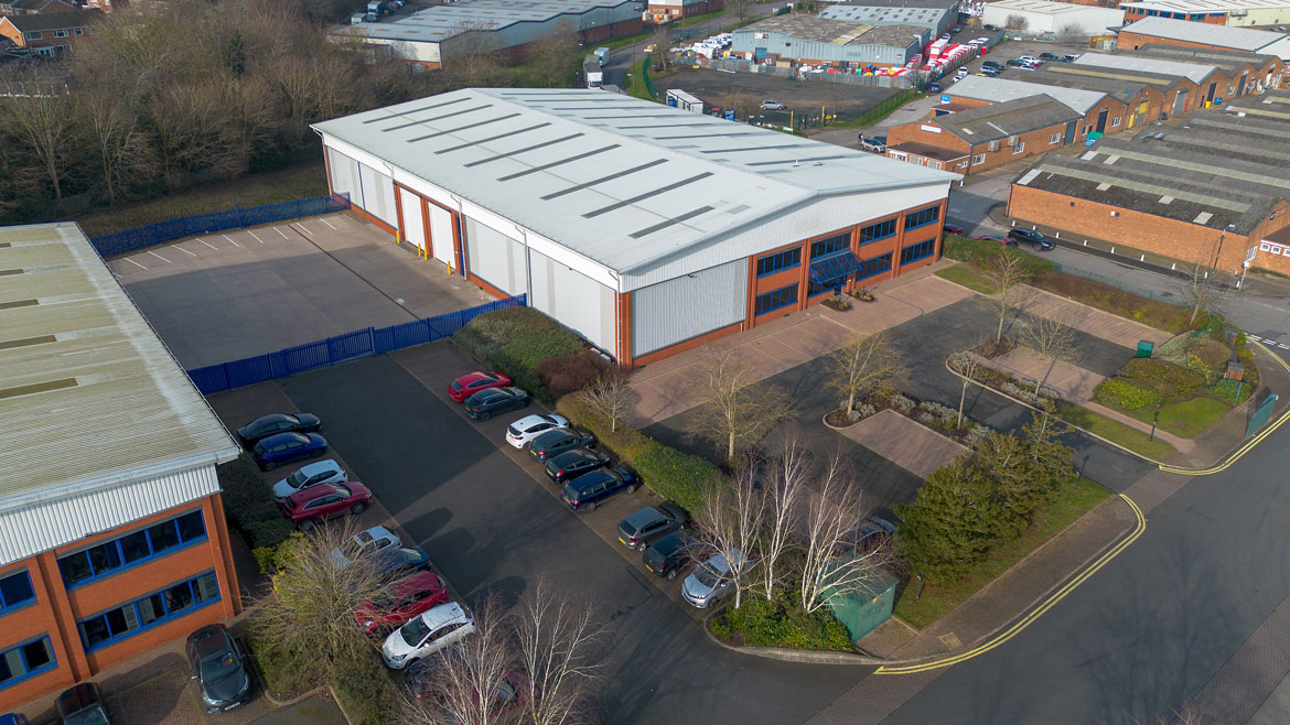 TO LET: Comprehensively Refurbished – Modern Detached Industrial Warehouse Building